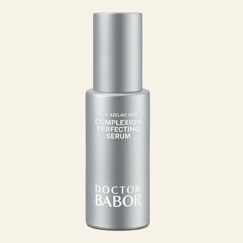 Doctor Babor 10% Azelaic Acid Complexion Perfecting Serum in silberner Flasche für ebenmäßige Haut und Reduktion von Unreinheiten und Rötungen