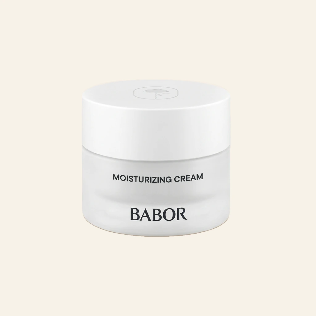BABOR Moisturizing Cream in schlichtem, weißen Tiegel, feuchtigkeitsspendende Gesichtscreme für geschmeidige, hydratisierte Haut und ein gepflegtes, frisches Hautbild.